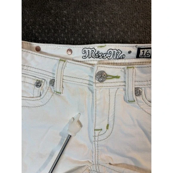 Miss Me Girls White Denim Cutoff Shorts Embroidered Rhinestone Size 16 26X3 - Picture 5 of 11